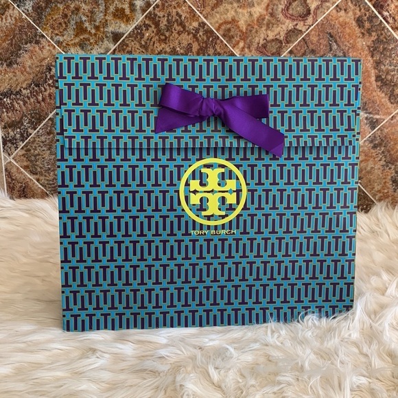 Designer Tory Burch Blue Purple and Green Paper Shopping Bag with Bow - Picture 8 of 9
